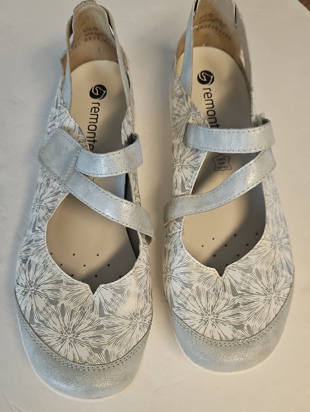 Remonte Light Gray Floral Mary Jane Slingback Flats